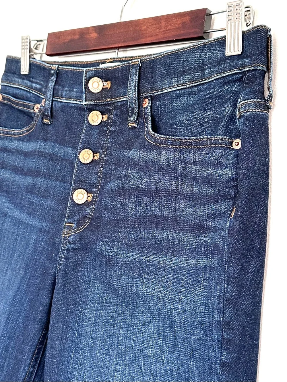 J.Crew Crop Jeans Size 28 Blue Denim Button Pockets Bootcut